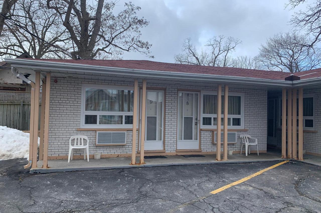 Lucien Motel Whitby Zewnętrze zdjęcie