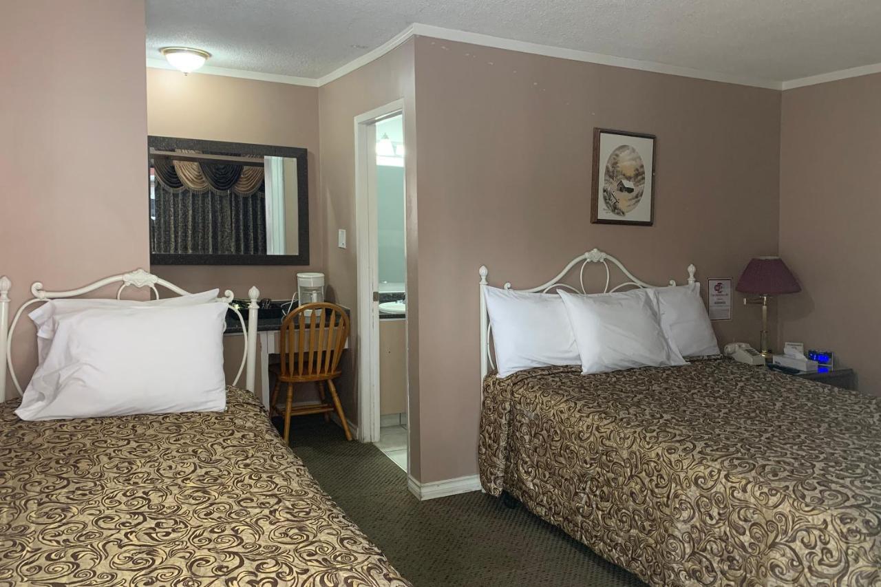 Lucien Motel Whitby Zewnętrze zdjęcie